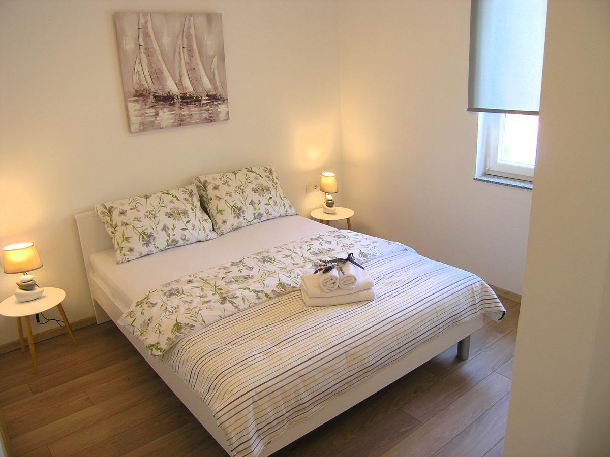 Apartman Danijel Krk Town Buitenkant foto