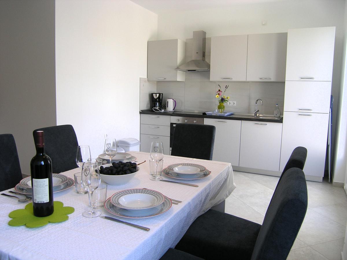 Apartman Danijel Krk Town Buitenkant foto