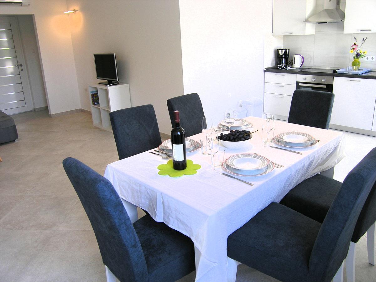 Apartman Danijel Krk Town Buitenkant foto